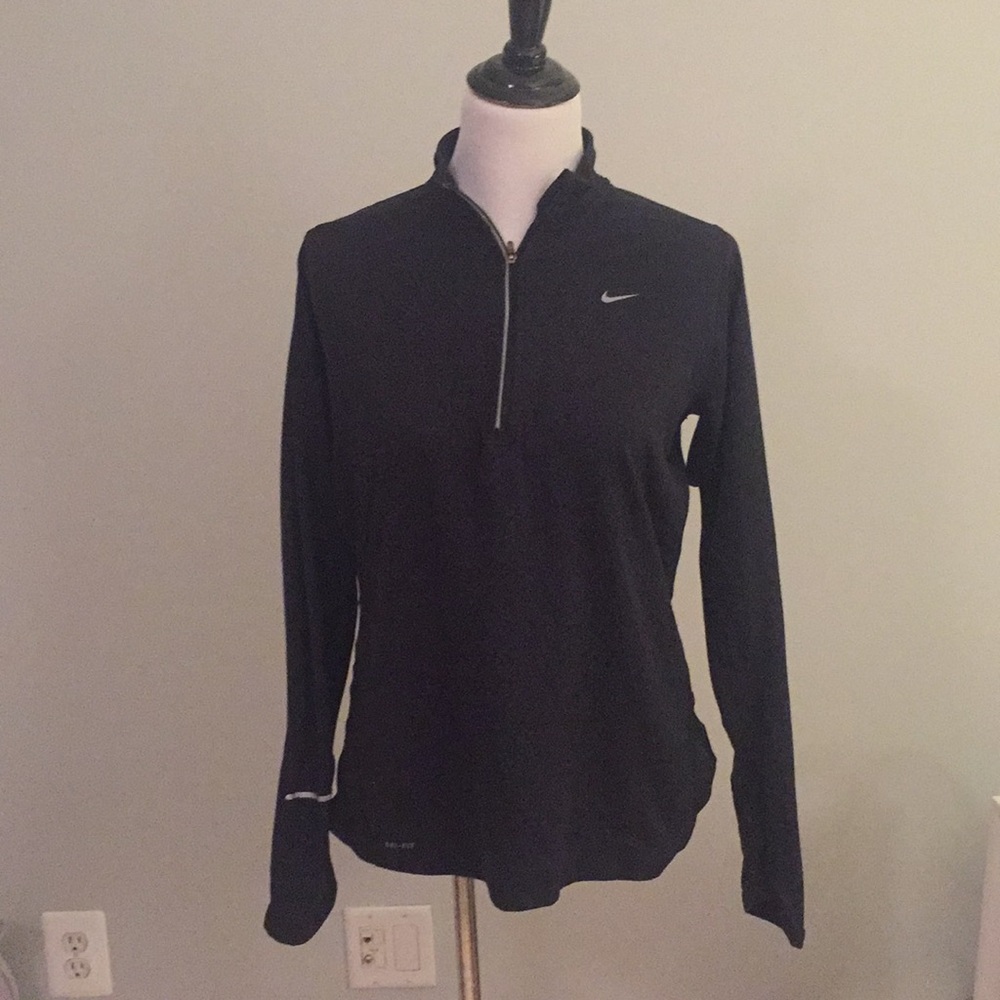Nike pullover